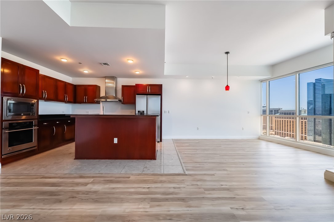 4575 Dean Martin Drive 2809 Las Vegas NV 89103