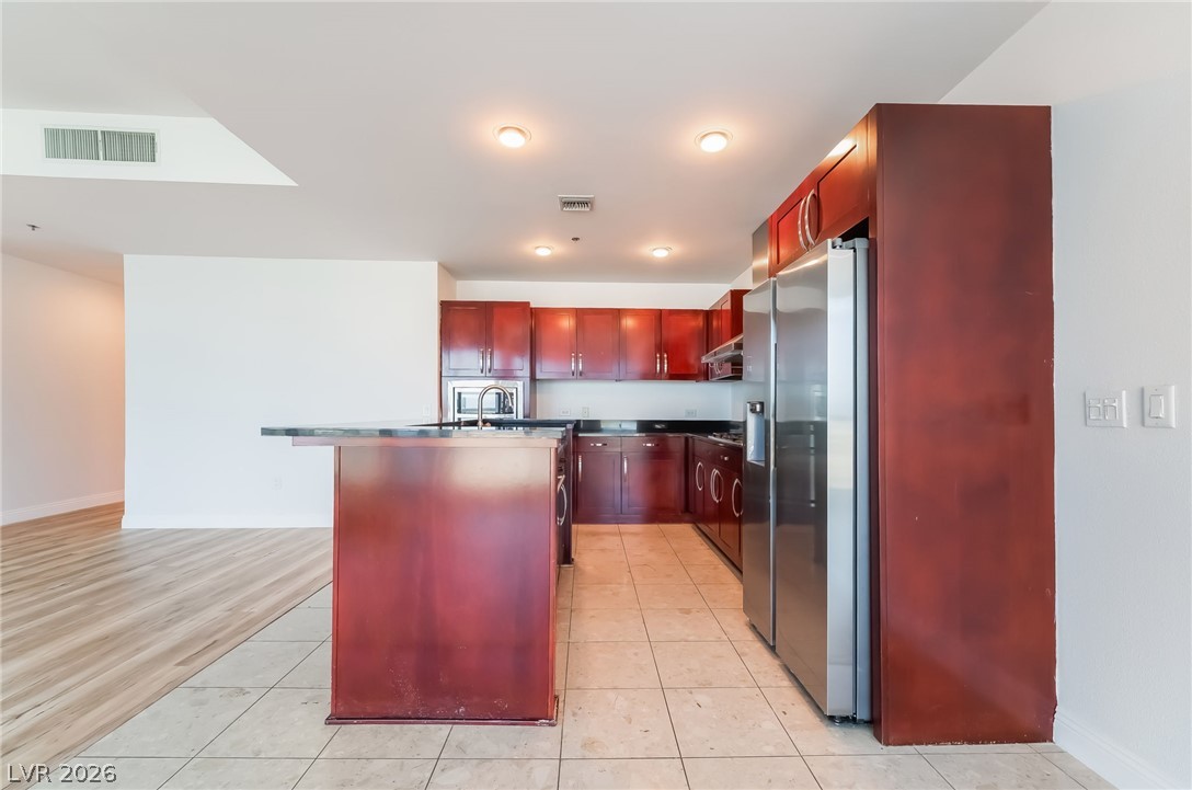 4575 Dean Martin Drive 2809 Las Vegas NV 89103