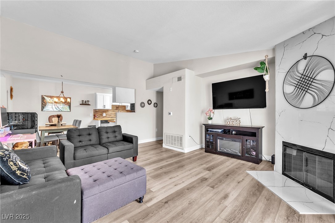3318 North Decatur Boulevard 2083 Las Vegas NV 89130
