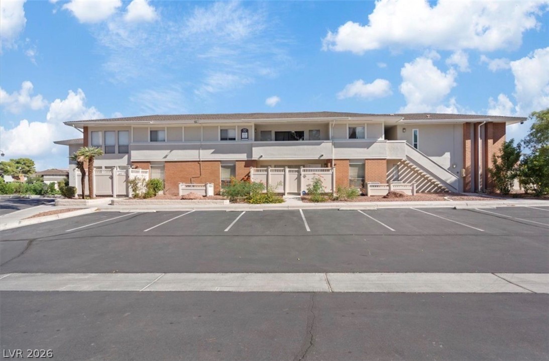 669 Oakmont Avenue 3708 Las Vegas NV 89109