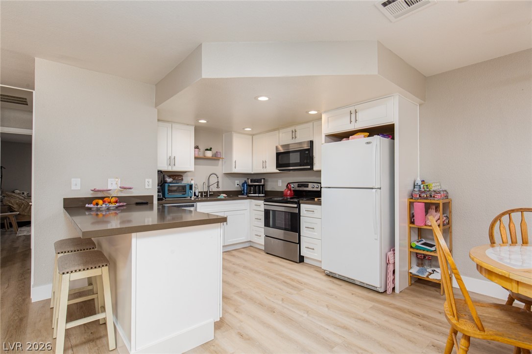 8804 River Pines Court 202 Las Vegas NV 89117