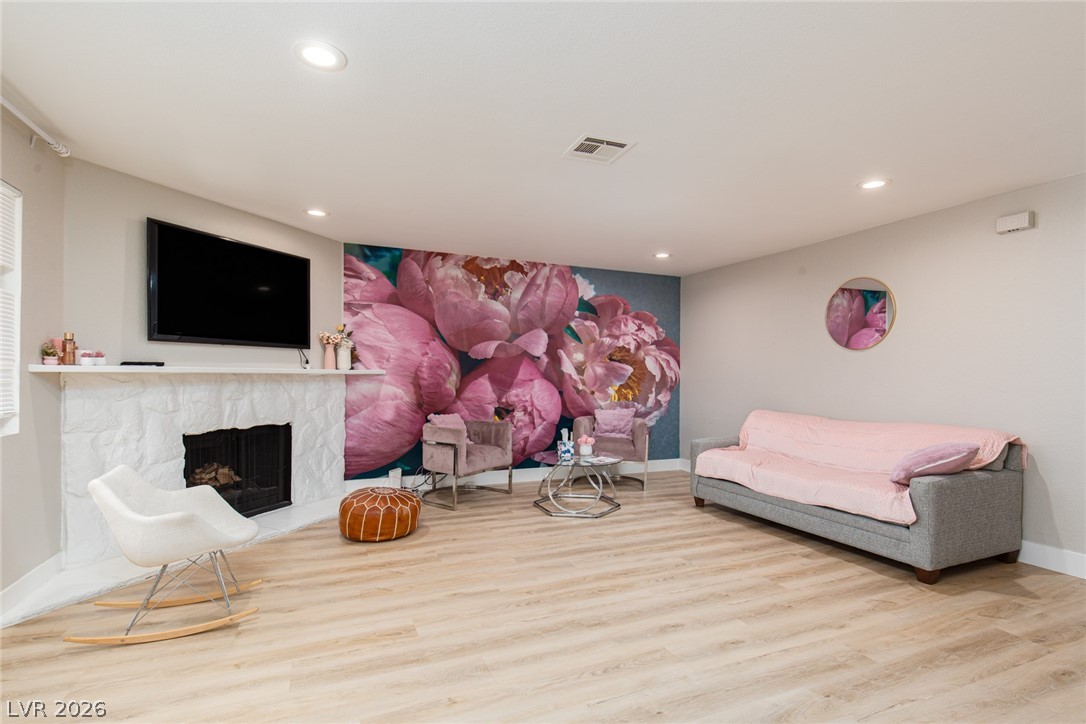 8804 River Pines Court 202 Las Vegas NV 89117