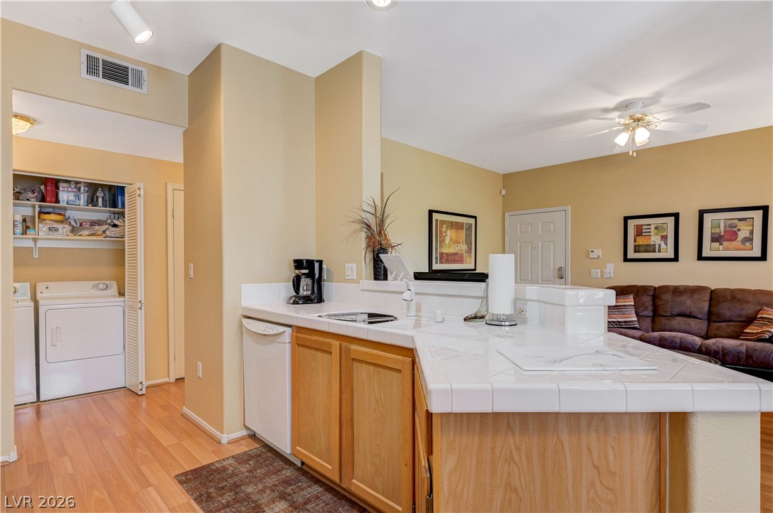 8501 West University Avenue 2102 Las Vegas NV 89147