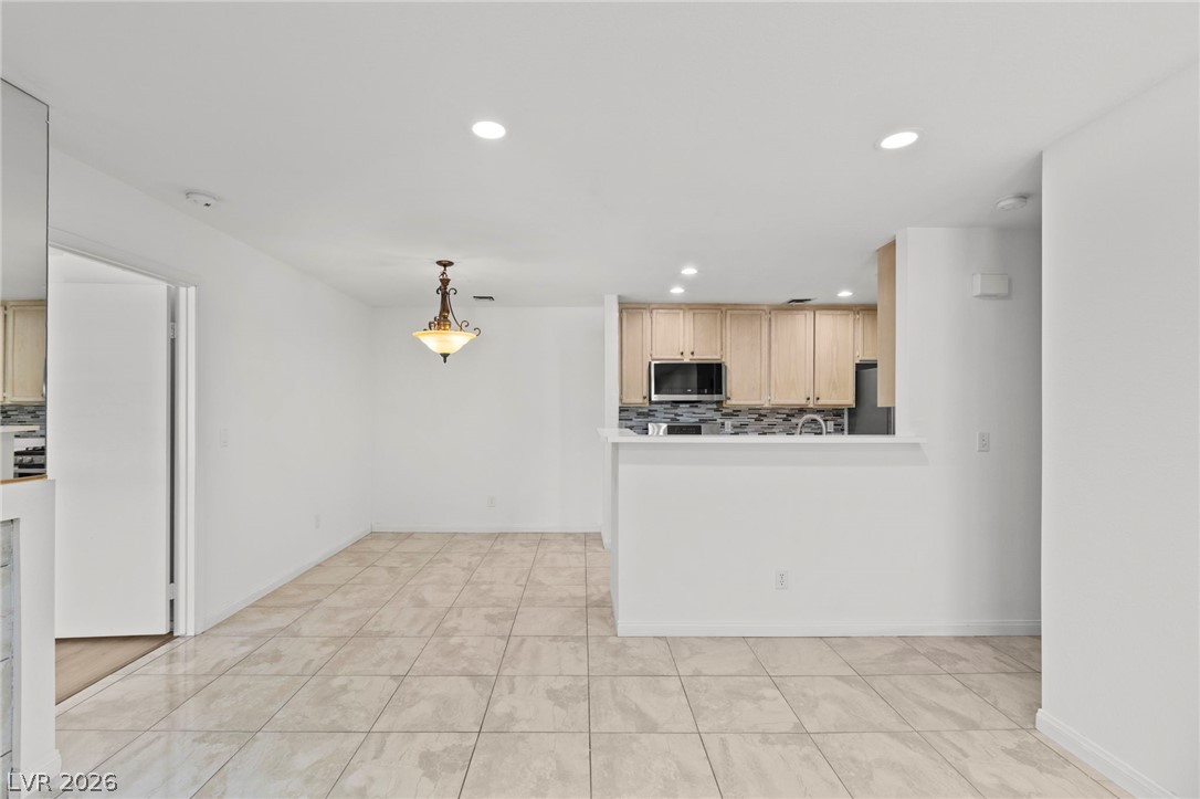 4823 South Torrey Pines Drive 203 Las Vegas NV 89103
