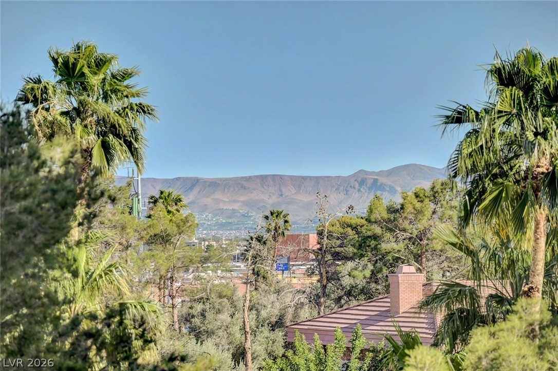 3111 Bel Air Drive 4f Las Vegas NV 89109