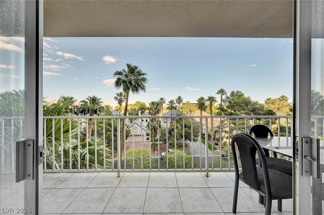 3111 Bel Air Drive 4f Las Vegas NV 89109