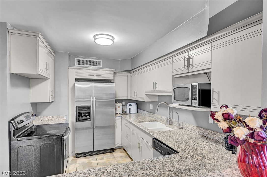 3111 Bel Air Drive 4f Las Vegas NV 89109