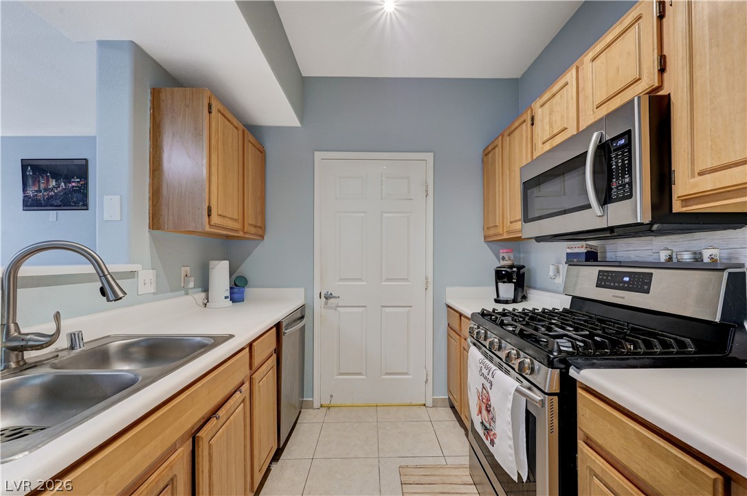 8555 West Russell Road 1017 Las Vegas NV 89113