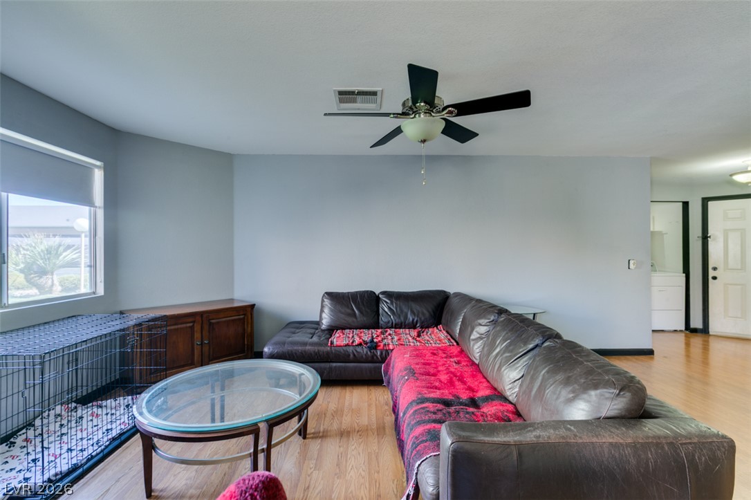 6851 Tamarus Street 104 Las Vegas NV 89119