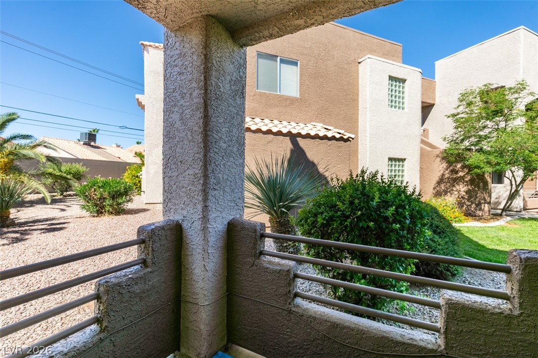 6851 Tamarus Street 104 Las Vegas NV 89119