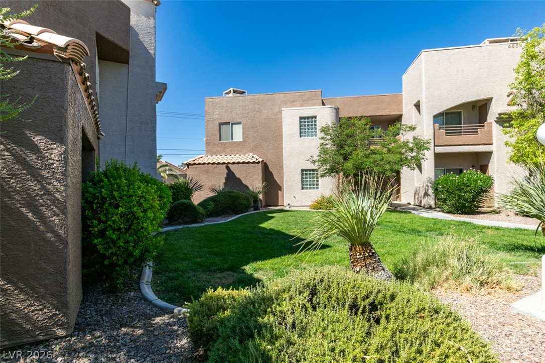 6851 Tamarus Street 104 Las Vegas NV 89119