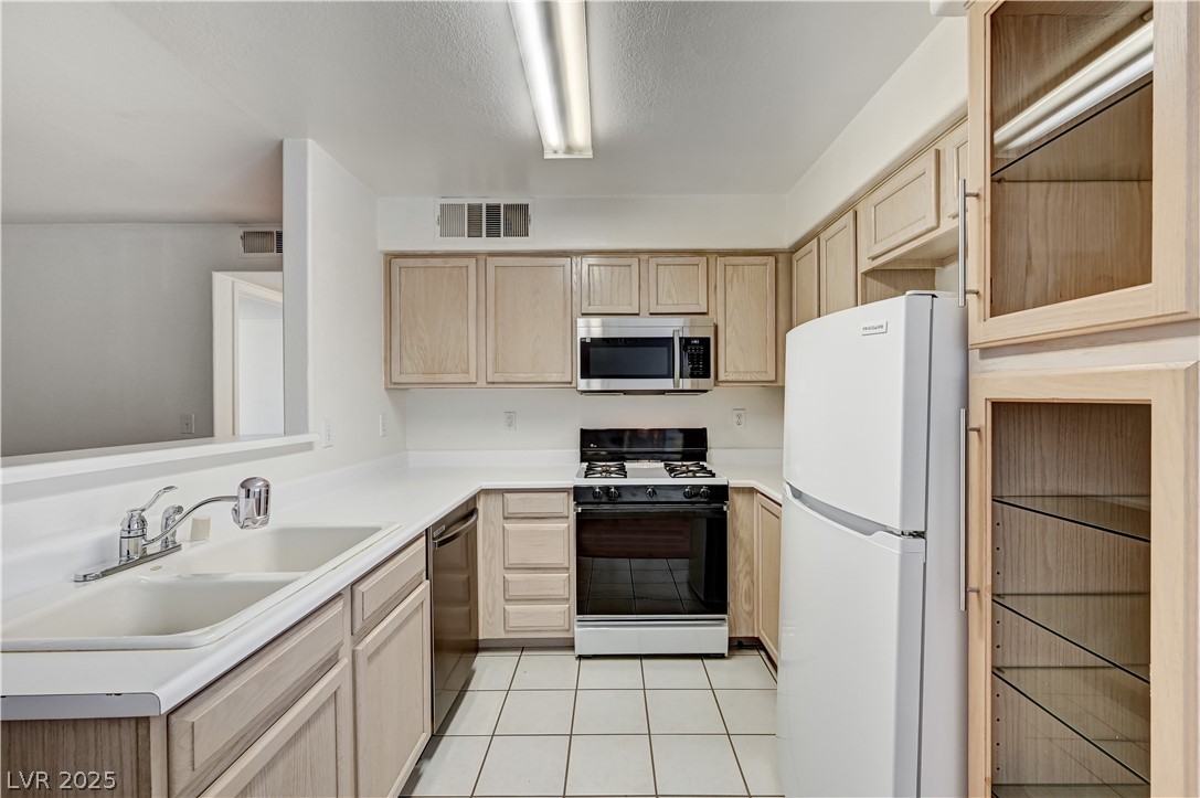 3041 Casey Drive 102 Las Vegas NV 89120
