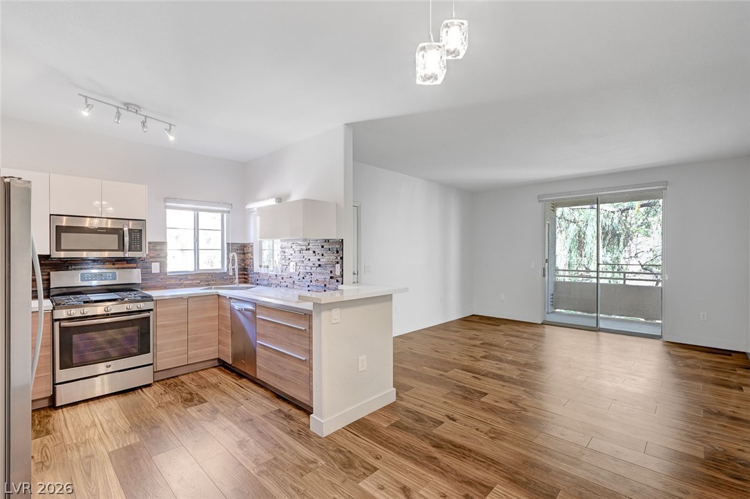 75 North Valle Verde Drive 1324 Henderson NV 89074
