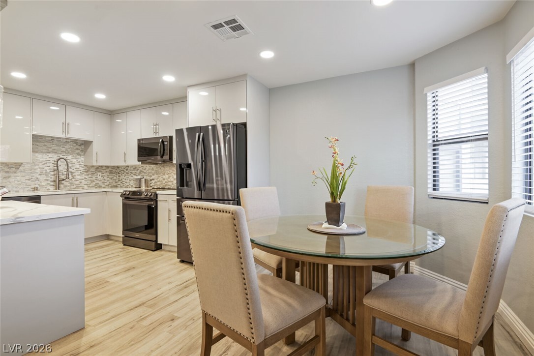 2720 Beaver Creek Court 202 Las Vegas NV 89117