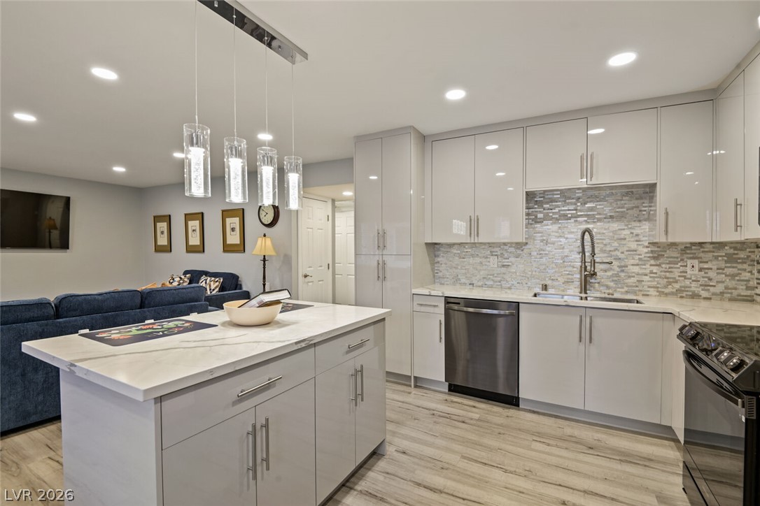 2720 Beaver Creek Court 202 Las Vegas NV 89117