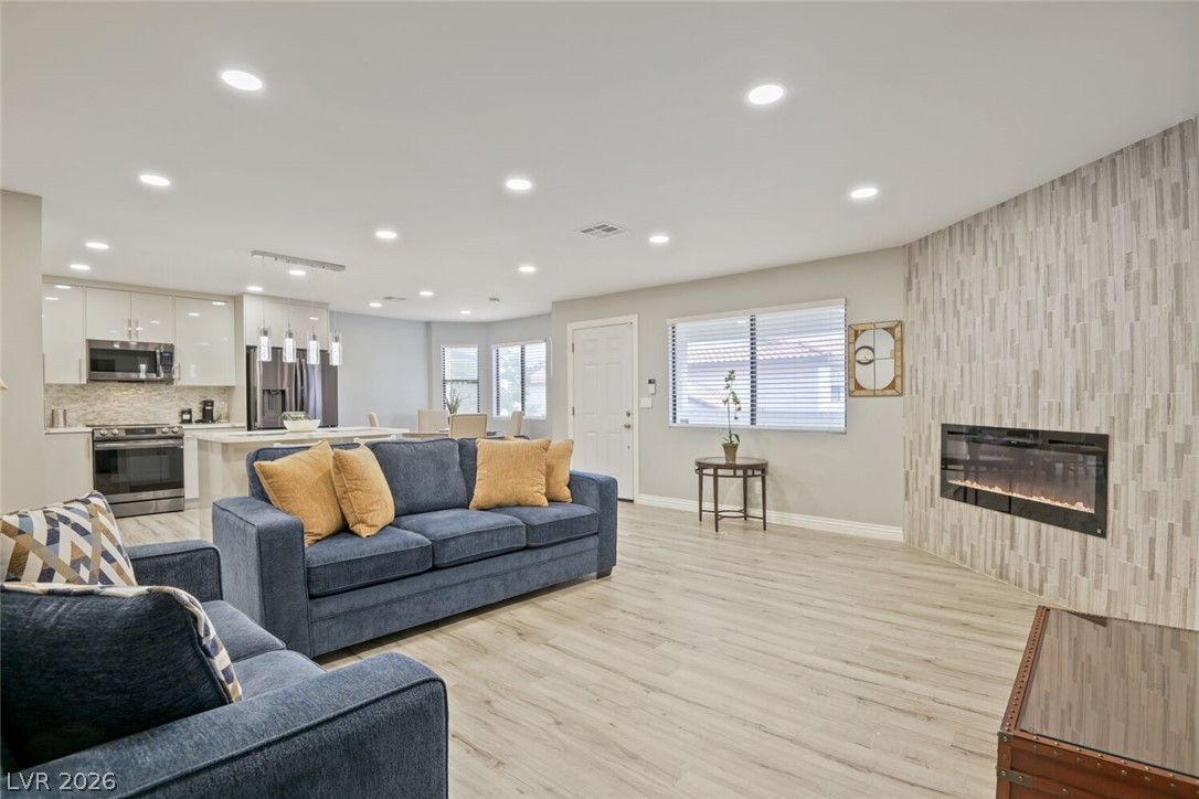 2720 Beaver Creek Court 202 Las Vegas NV 89117
