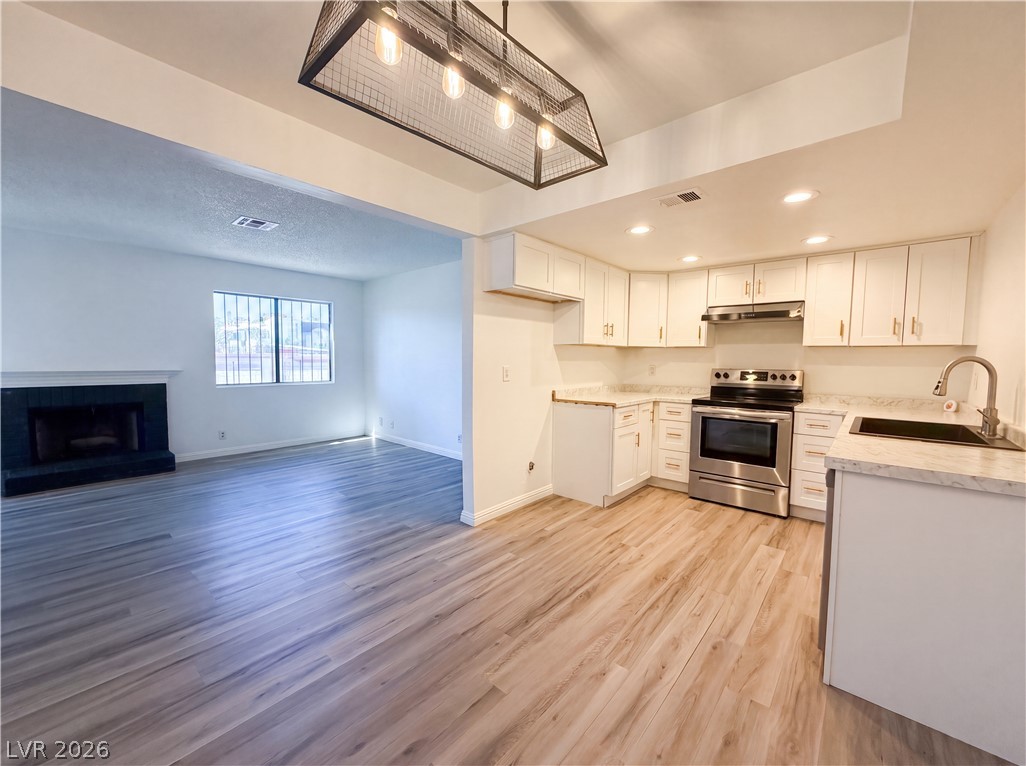1701 East Katie Avenue 83 Las Vegas NV 89119