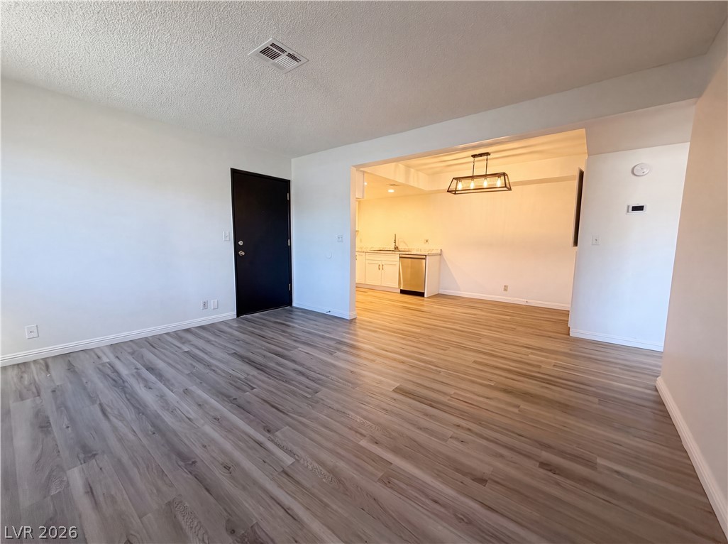 1701 East Katie Avenue 83 Las Vegas NV 89119