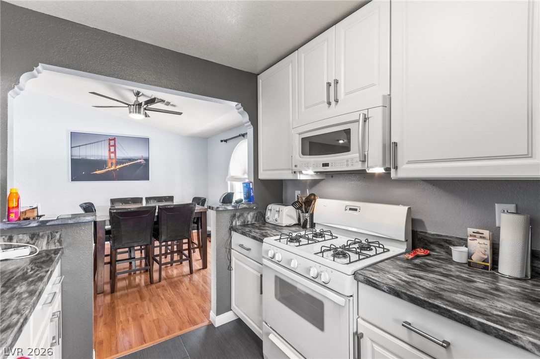 6832 Elm Creek Drive 204 Las Vegas NV 89108