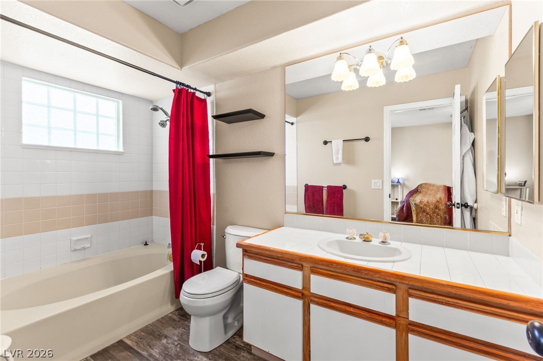 6832 Elm Creek Drive 204 Las Vegas NV 89108