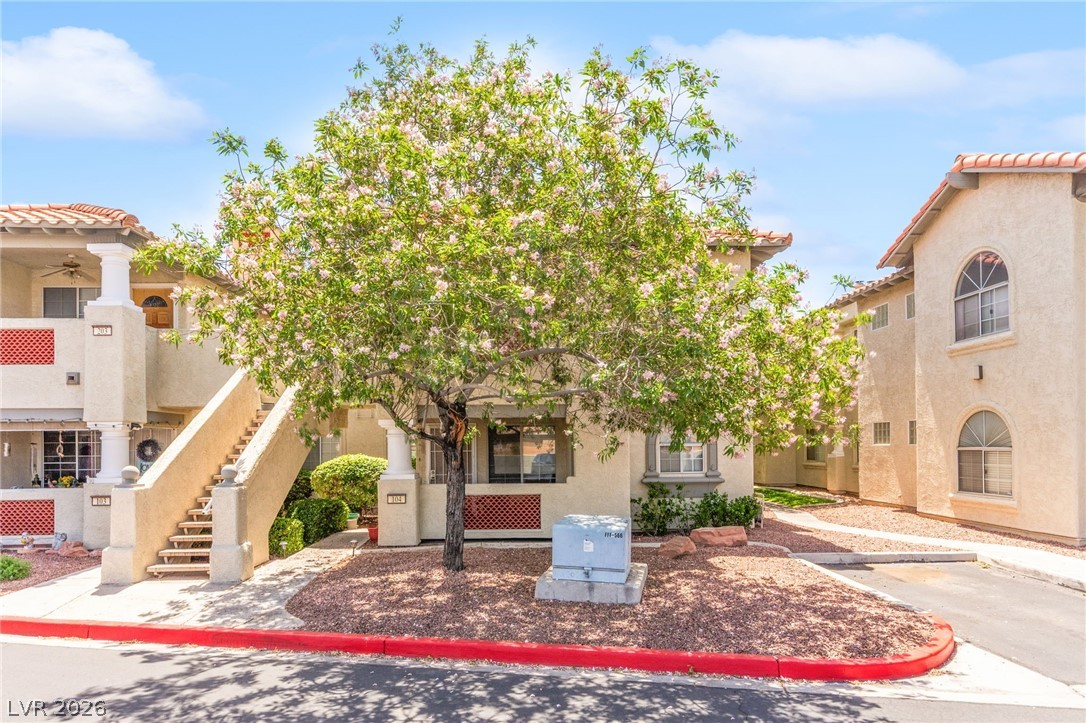 6832 Elm Creek Drive 204 Las Vegas NV 89108