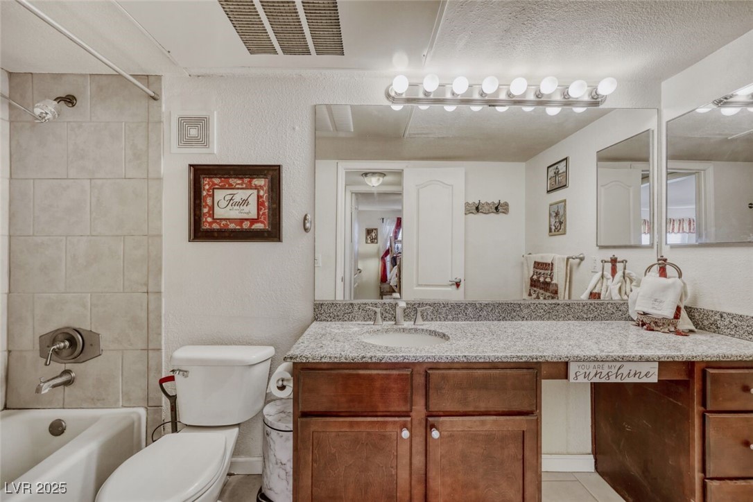 2807 Geary Place 2501 Las Vegas NV 89109