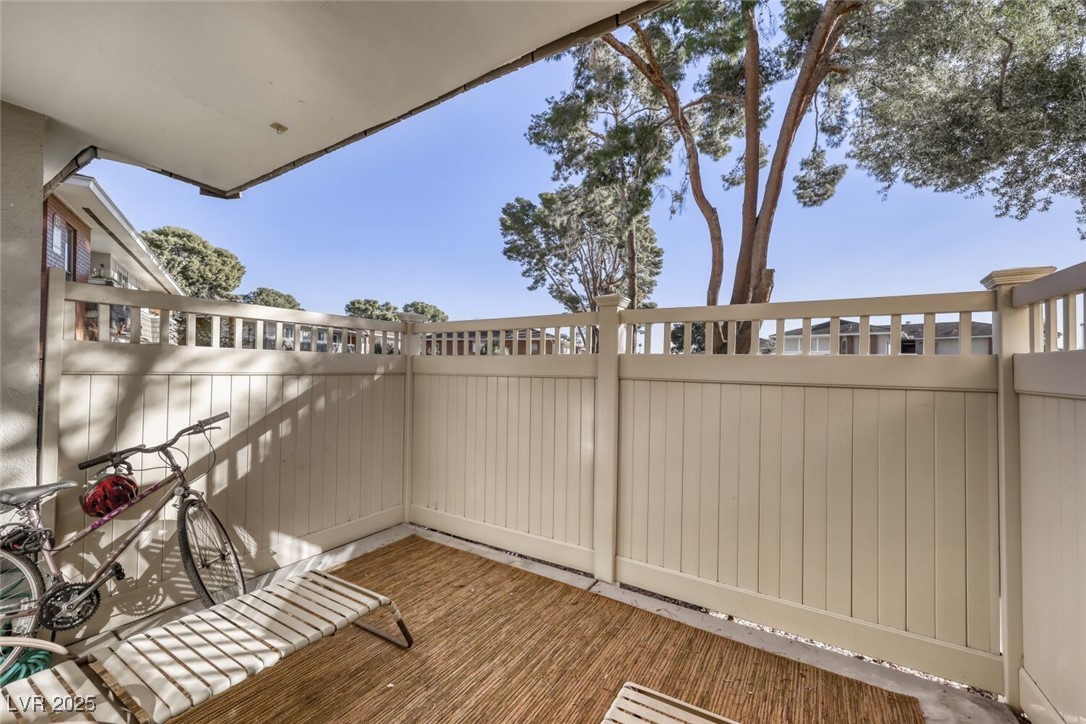 2807 Geary Place 2501 Las Vegas NV 89109