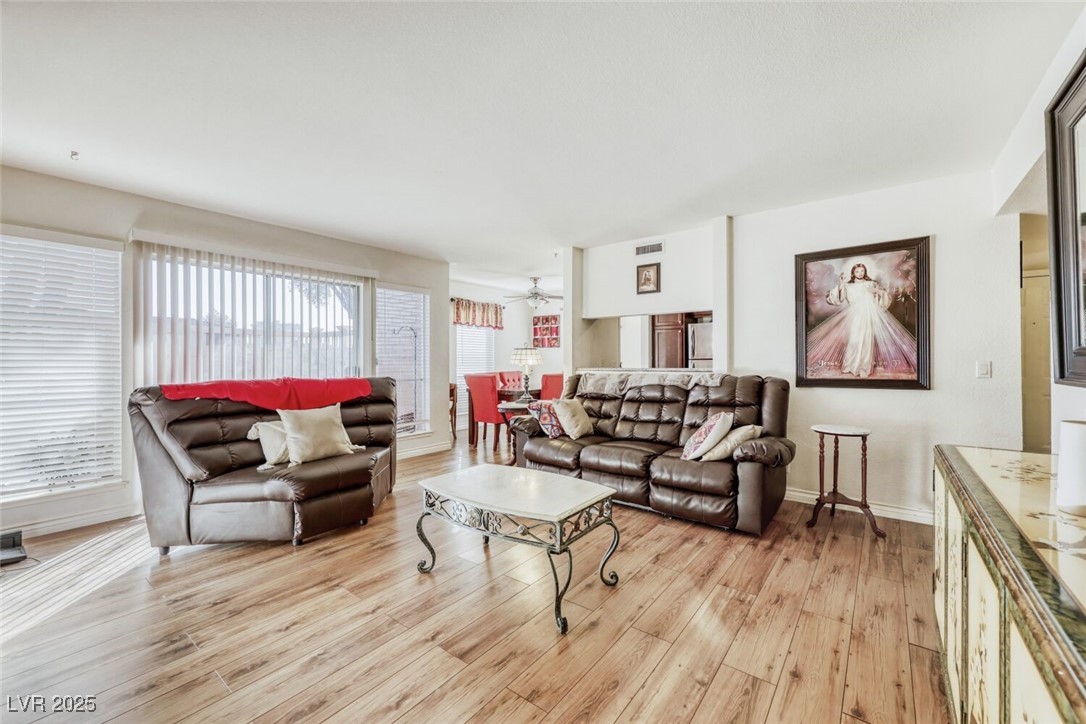 2807 Geary Place 2501 Las Vegas NV 89109