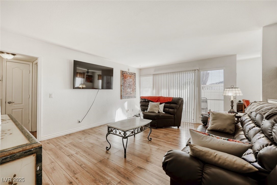 2807 Geary Place 2501 Las Vegas NV 89109