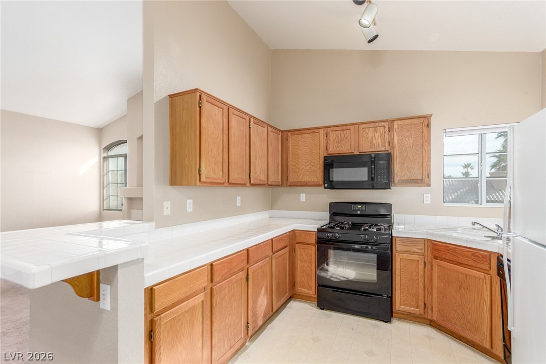 1830 North Buffalo Drive 2033 Las Vegas NV 89128