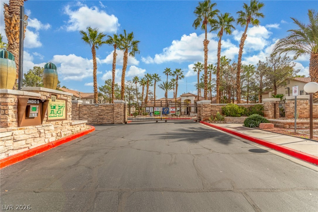 1830 North Buffalo Drive 2033 Las Vegas NV 89128