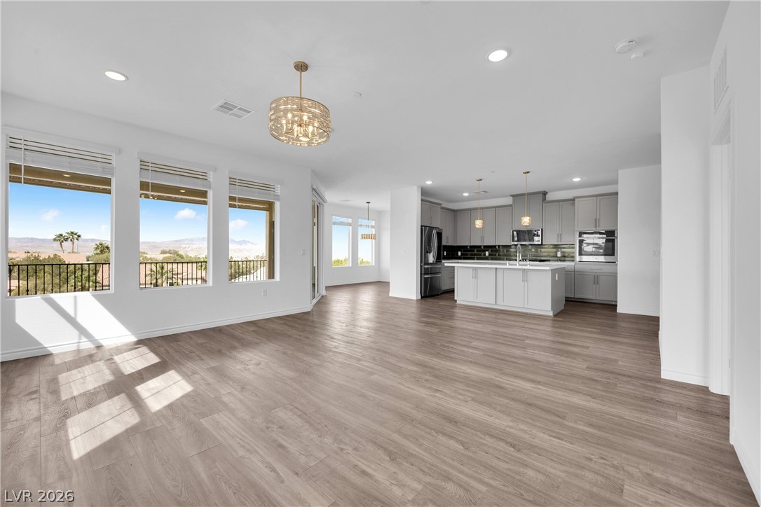 2555 Hampton Road 10304 Henderson NV 89052
