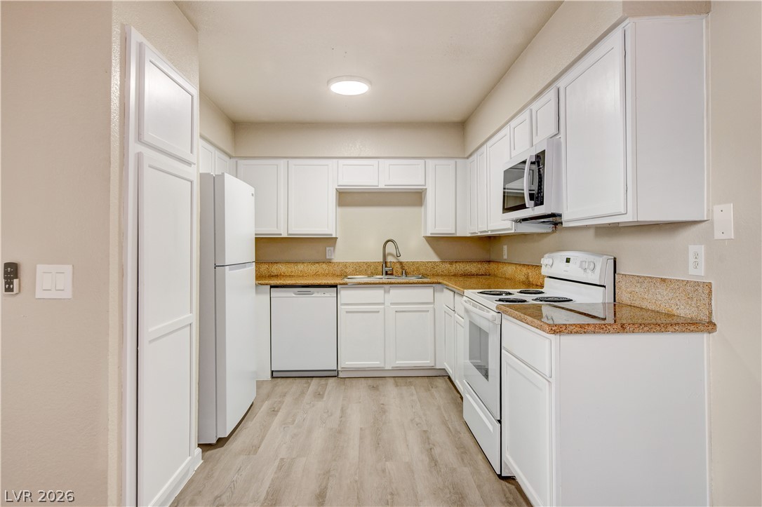 3151 Soaring Gulls Drive 1077 Las Vegas NV 89128