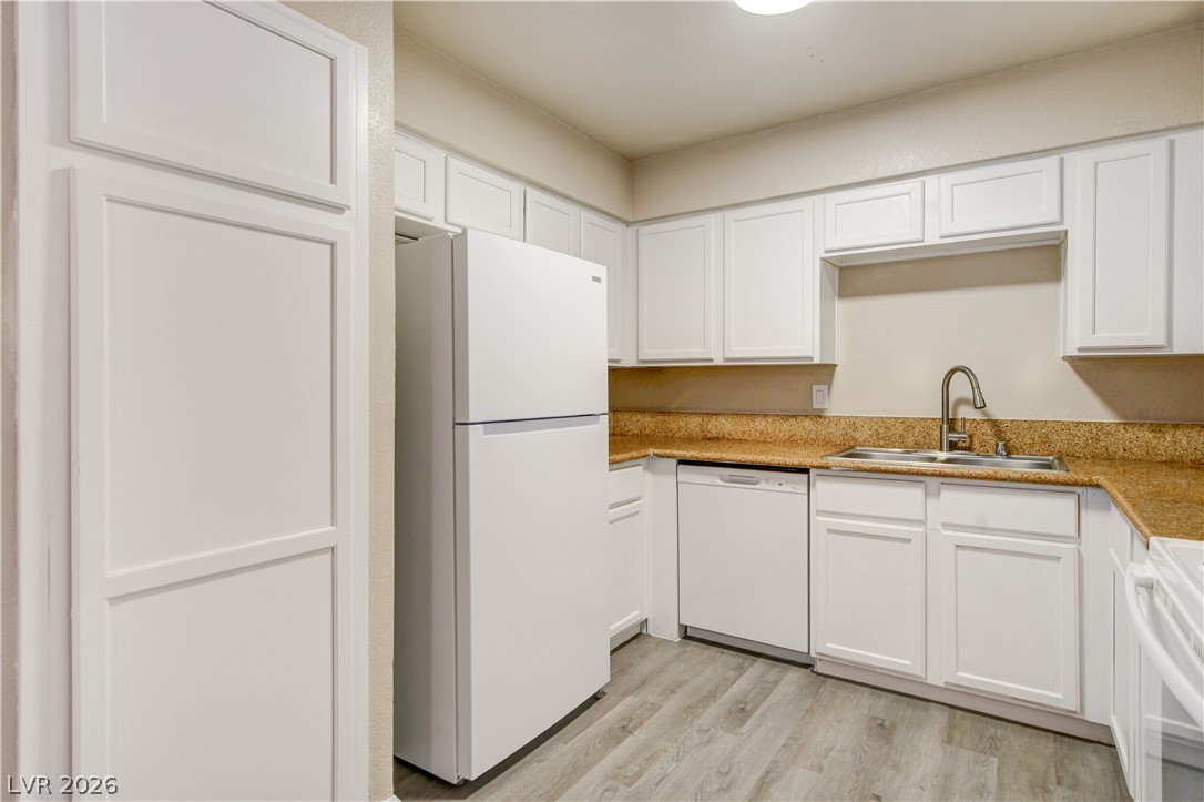 3151 Soaring Gulls Drive 1077 Las Vegas NV 89128