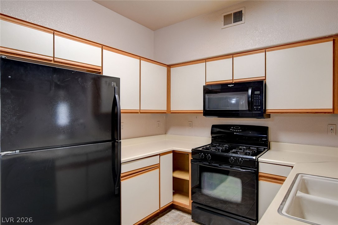 5751 East Hacienda Avenue 123 Las Vegas NV 89122