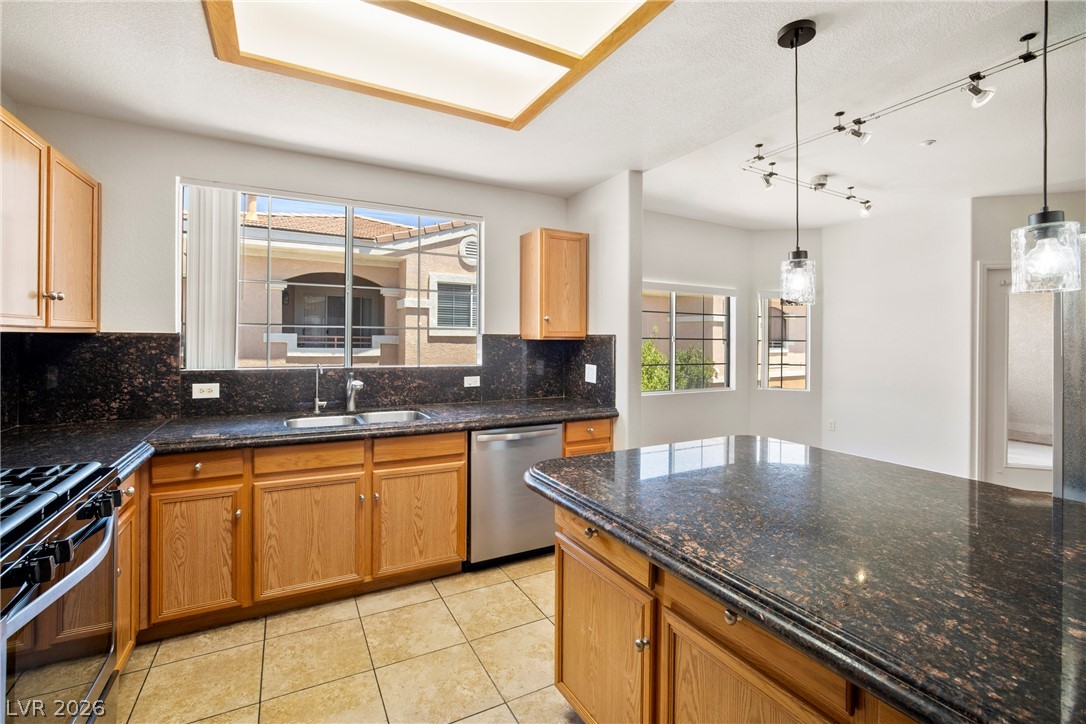 830 Carnegie Street 423 Henderson NV 89052