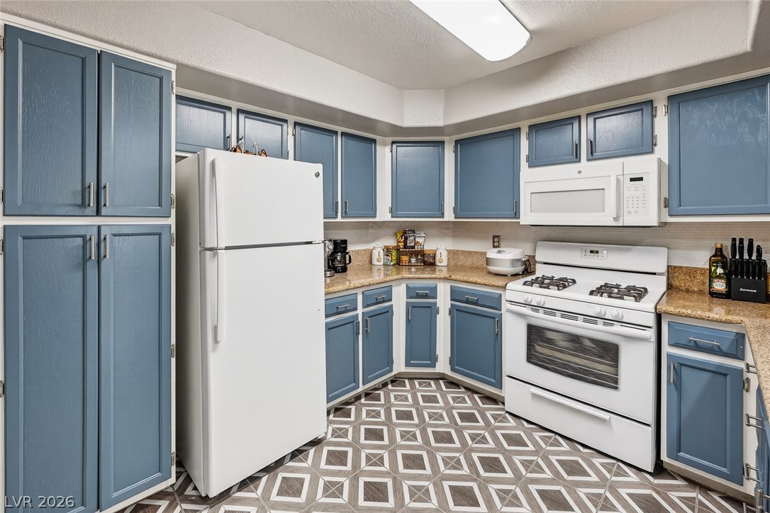 7950 West Flamingo Road 2056 Las Vegas NV 89147