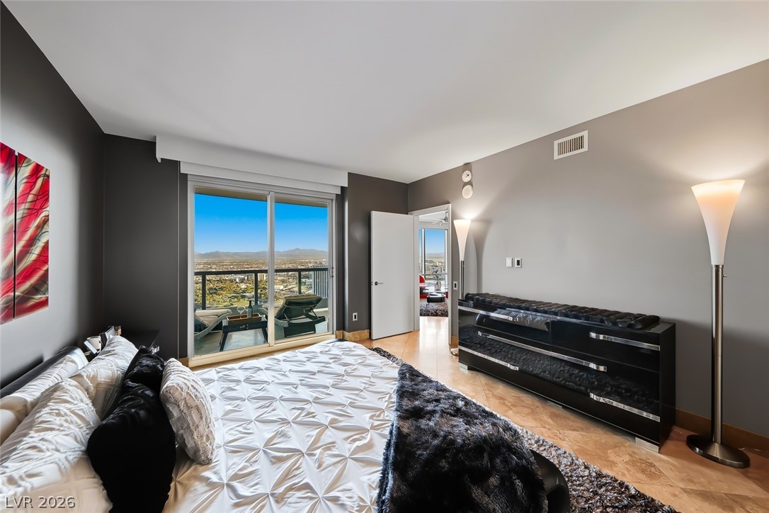 322 Karen Avenue 3802 Las Vegas NV 89109