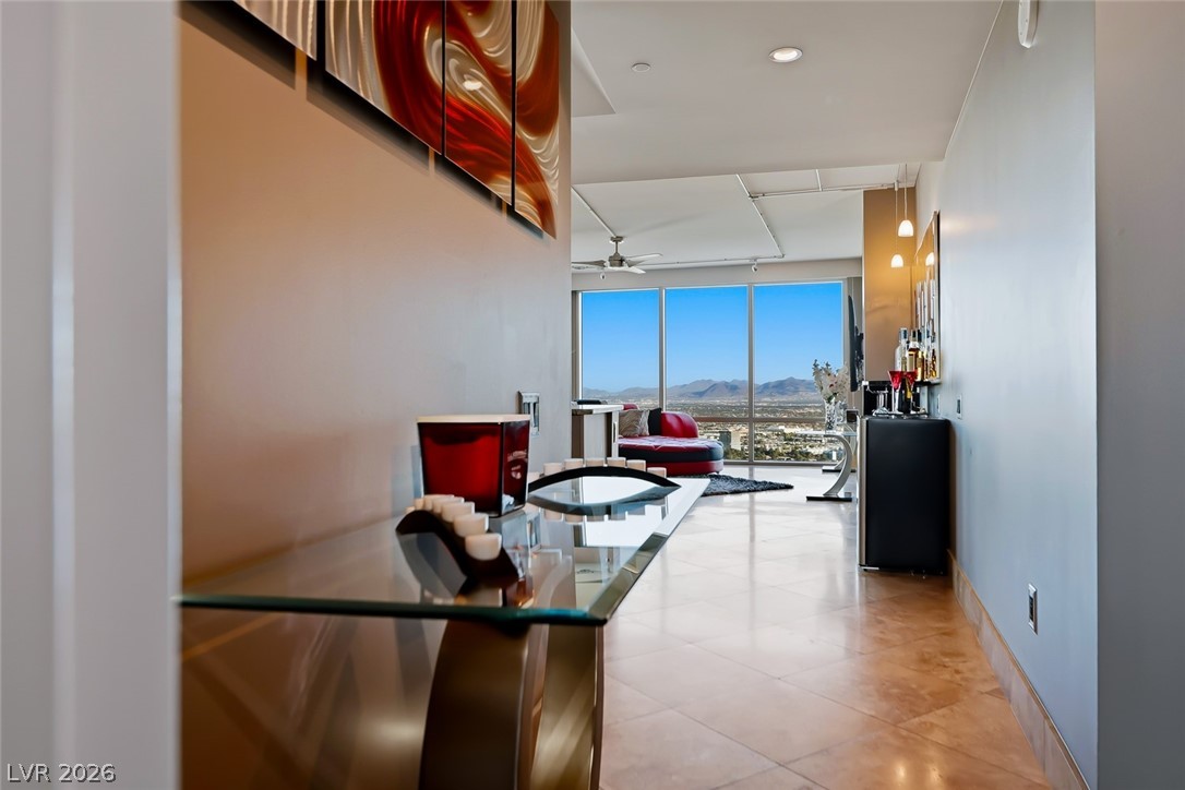 322 Karen Avenue 3802 Las Vegas NV 89109