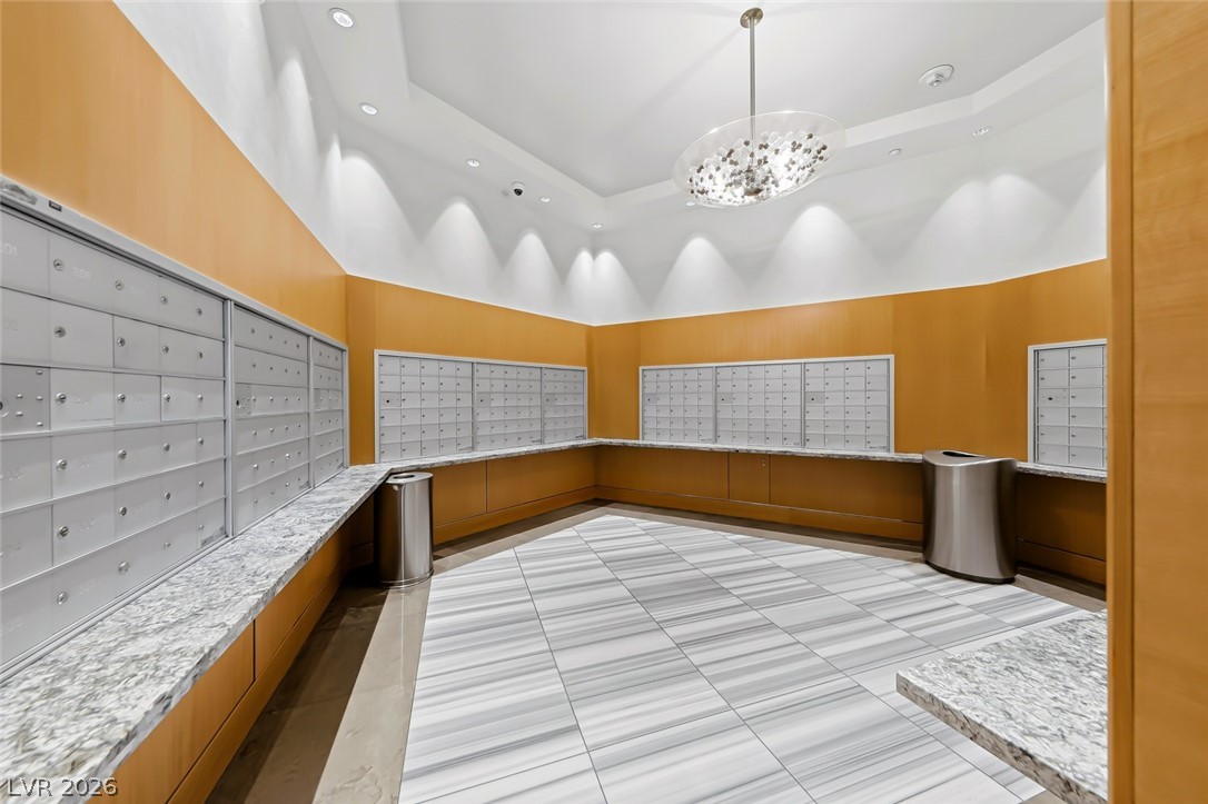 322 Karen Avenue 3802 Las Vegas NV 89109
