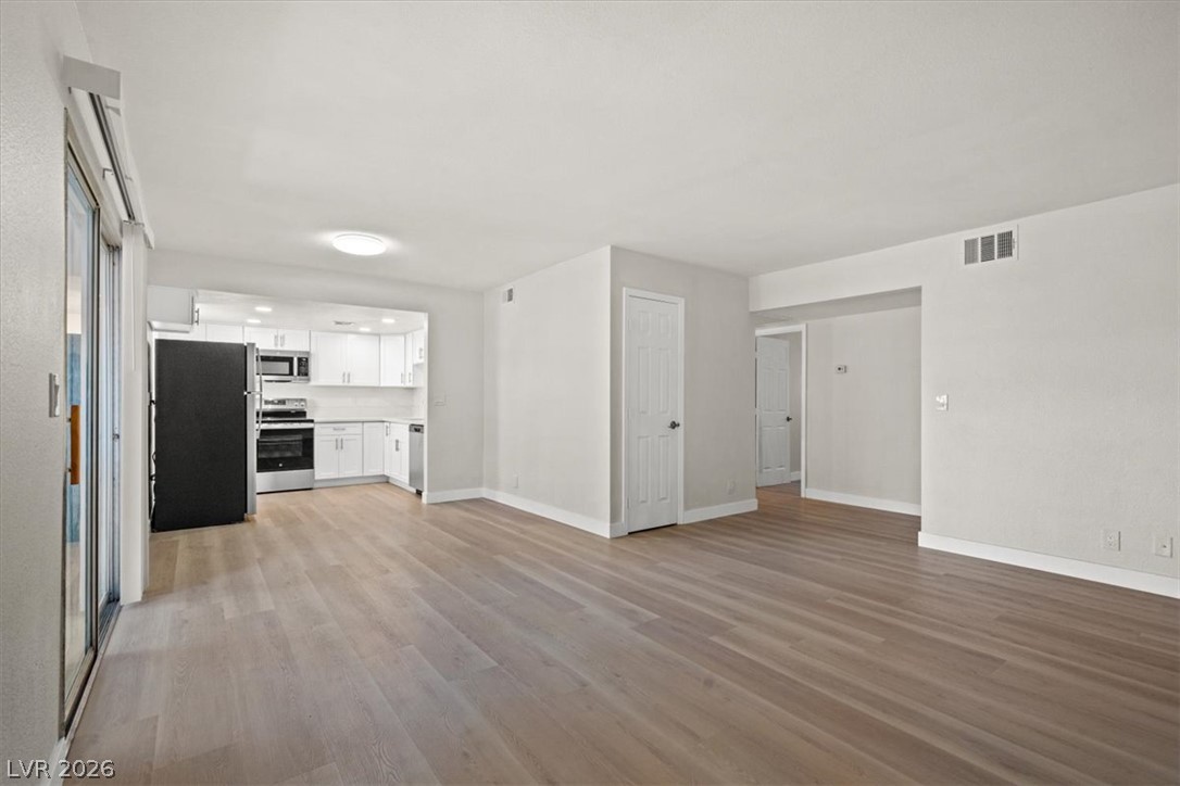 5278 River Glen Drive 419 Las Vegas NV 89103