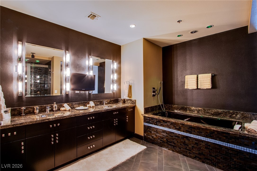 4525 Dean Martin Drive 2000 Las Vegas NV 89103