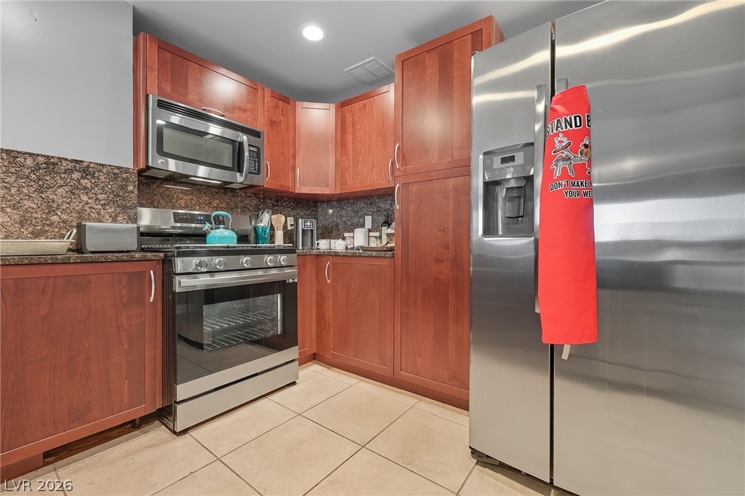 150 Las Vegas Blvd N 1114 Las Vegas NV 89101