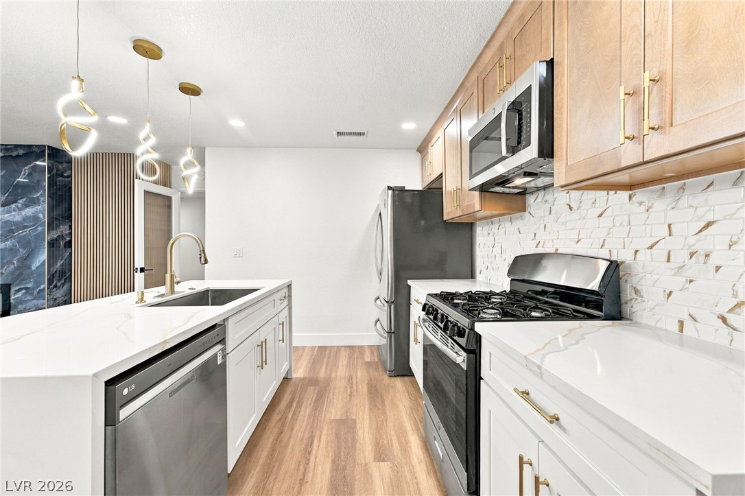 2200 South Fort Apache Road 2011 Las Vegas NV 89117