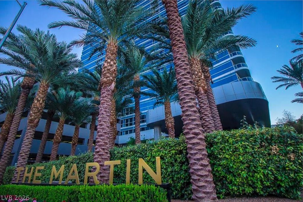 4471 Dean Martin Drive 1010 Las Vegas NV 89103