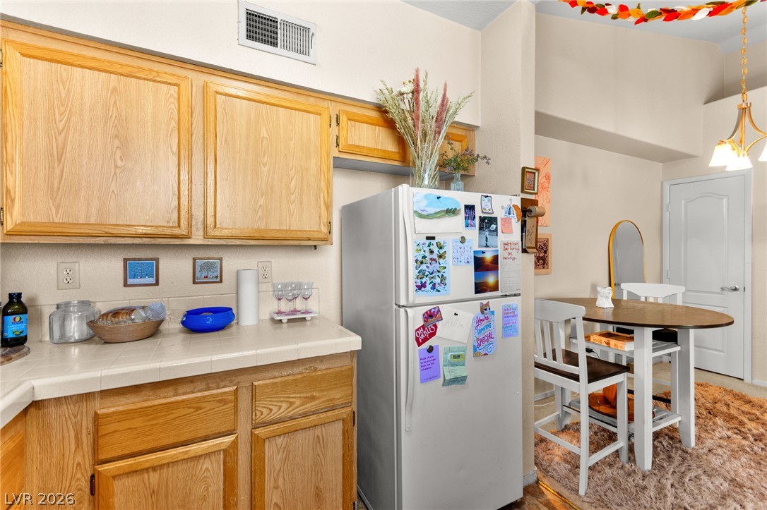 7628 Pacific Hills Avenue 204 Las Vegas NV 89128