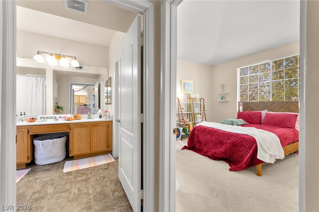 7628 Pacific Hills Avenue 204 Las Vegas NV 89128