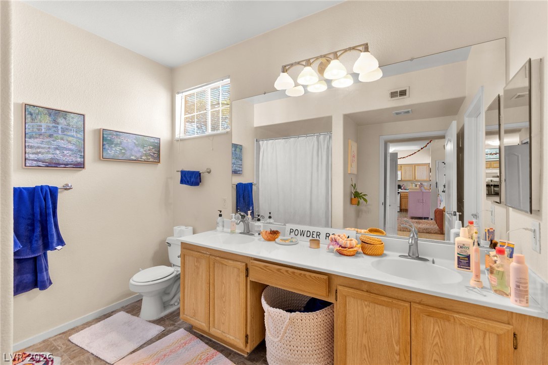7628 Pacific Hills Avenue 204 Las Vegas NV 89128