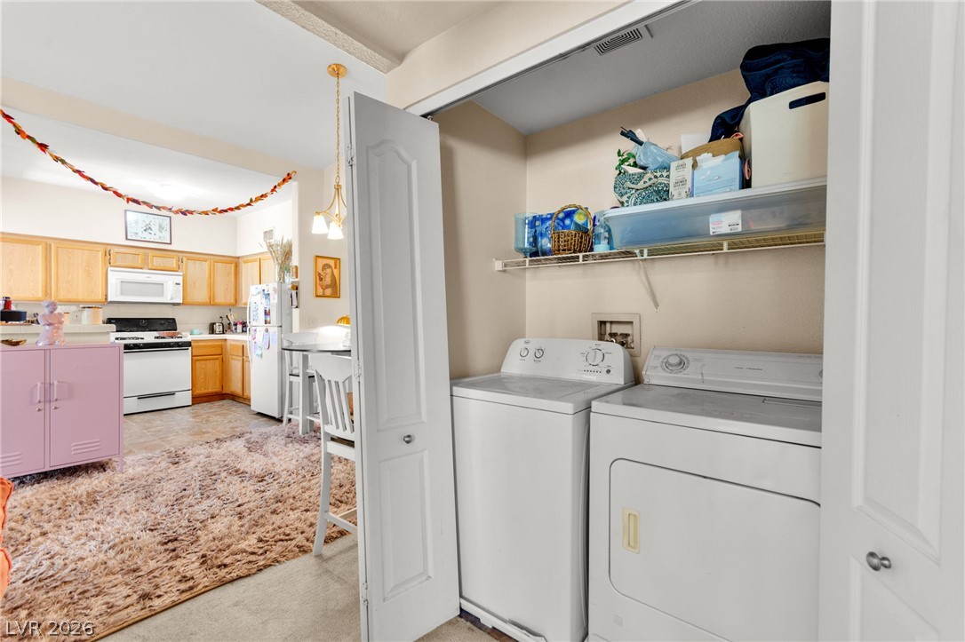 7628 Pacific Hills Avenue 204 Las Vegas NV 89128