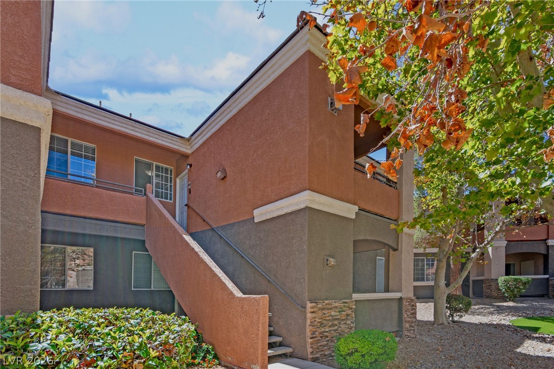 7628 Pacific Hills Avenue 204 Las Vegas NV 89128